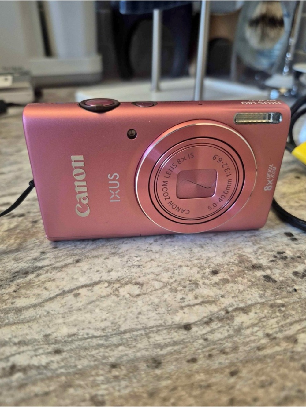 Canon IXUS Rose Pink Compact Digital Camera